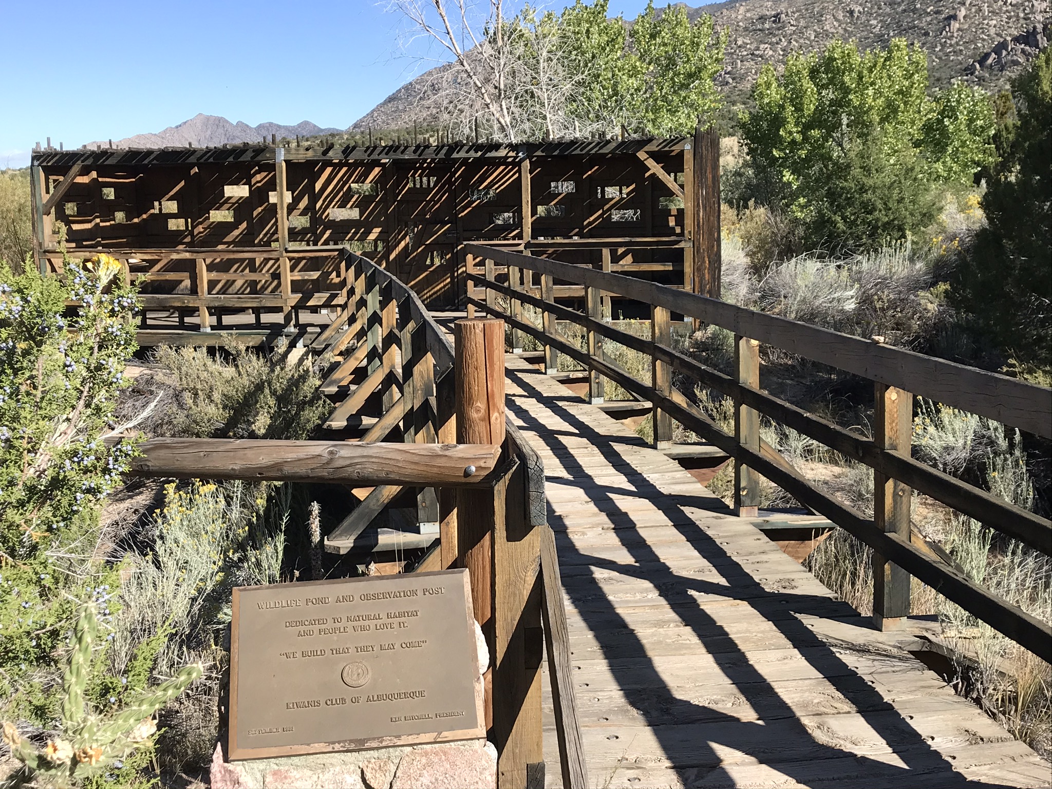 Kiwanis_shelter_at_Elena_Gallegos_Open_Space_2.jpg
